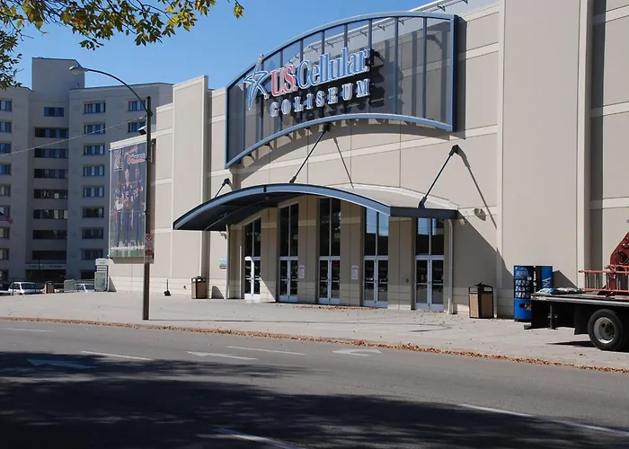Express & Bloomington-normal Area By Ihg Bloomington