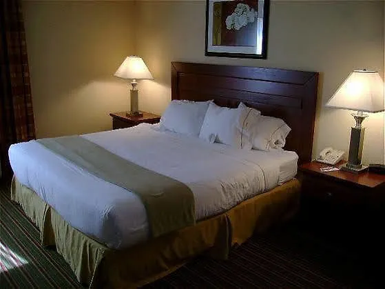 Express & Bloomington-normal Area By Ihg Hotel 3*